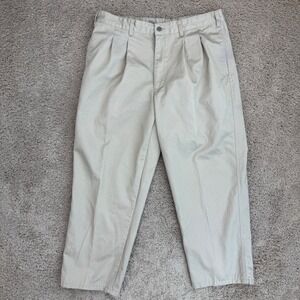 Dockers Men's Chinos in Light Gray